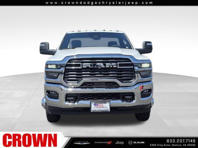 2025 RAM Ram 3500 Chassis Cab RAM 3500 TRADESMAN CHASSIS REGULAR CAB 4X4 84 CA 2025 RAM Ram 3500 Chassis Cab RAM 3500 TRADESMAN CHASSIS REGULAR CAB 4X4 84 CA