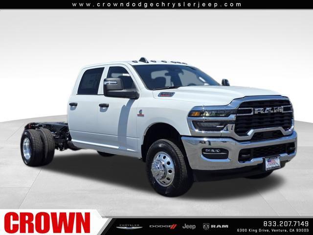 2025 RAM Ram 3500 Chassis Cab RAM 3500 TRADESMAN CREW CAB CHASSIS 4X4 60 CA 2025 RAM Ram 3500 Chassis Cab RAM 3500 TRADESMAN CREW CAB CHASSIS 4X4 60 CA