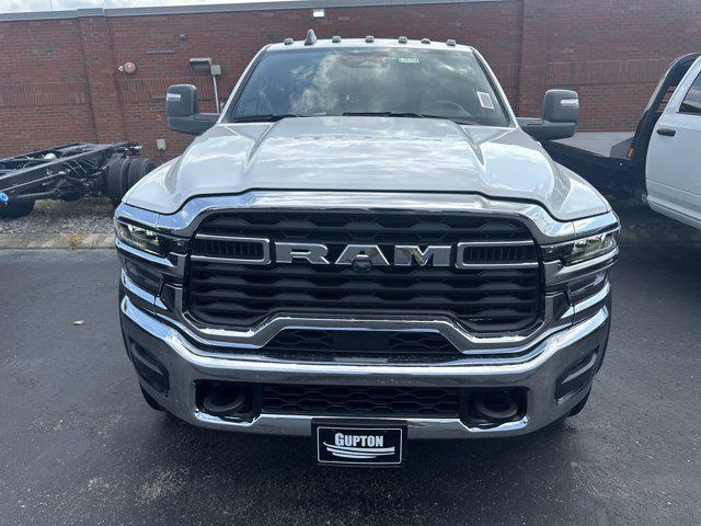 2025 RAM Ram 4500 Chassis Cab RAM 4500 TRADESMAN CHASSIS CREW CAB 4X4 60 CA 2025 RAM Ram 4500 Chassis Cab RAM 4500 TRADESMAN CHASSIS CREW CAB 4X4 60 CA