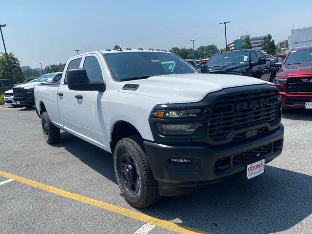 2025 RAM Ram 3500 RAM 3500 TRADESMAN CREW CAB 4X4 8 BOX