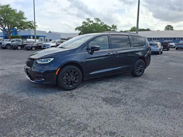 2021 Chrysler Pacifica Limited AWD