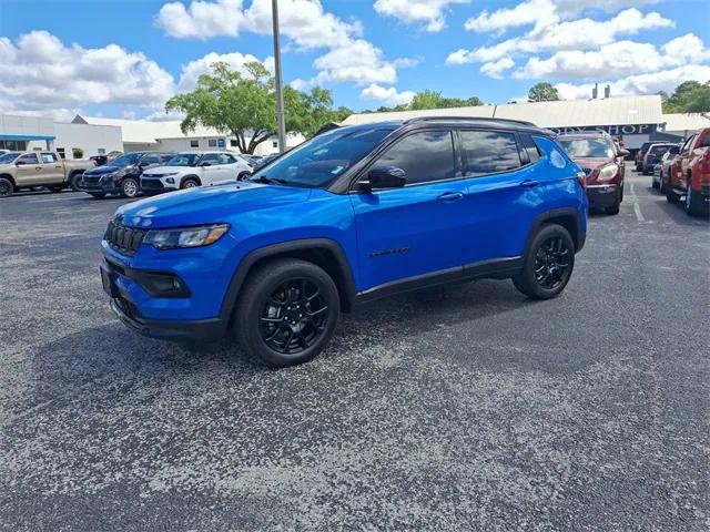 2022 Jeep Compass Altitude FWD