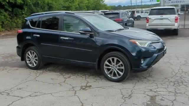 2017 Toyota RAV4 Platinum