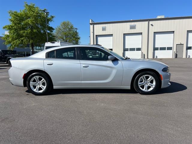2022 Dodge Charger SXT RWD