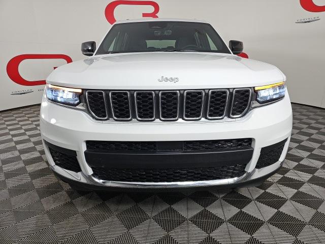 2025 Jeep Grand Cherokee GRAND CHEROKEE L LAREDO X 4X4