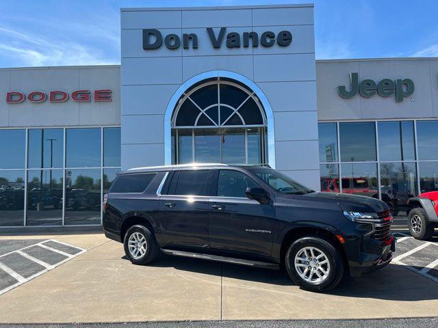 2023 Chevrolet Suburban 4WD LT