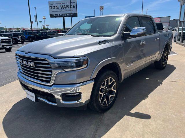 2025 RAM 1500 Laramie Crew Cab 4x4 57 Box