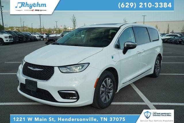 2023 Chrysler Pacifica Hybrid Limited