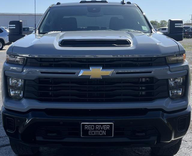 2025 Chevrolet Silverado 2500HD 4WD Crew Cab Standard Bed Custom