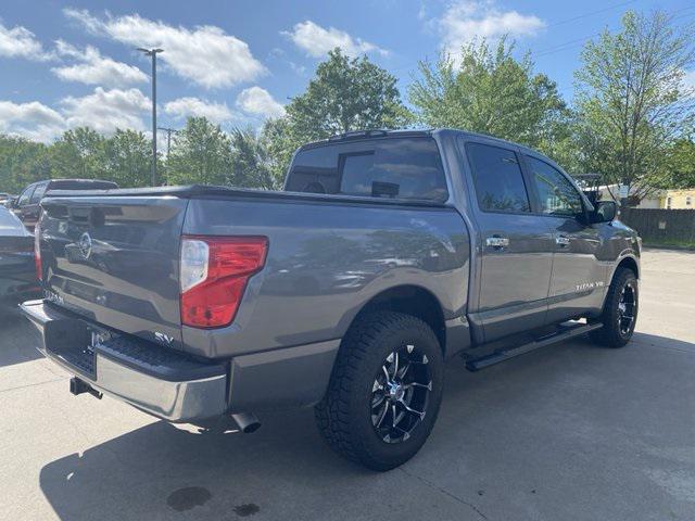 2019 Nissan TITAN SV