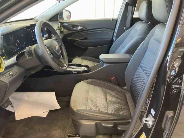 2024 Chevrolet Trax FWD LT
