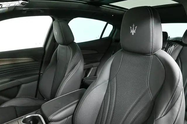 2025 Maserati Grecale Folgore Standard