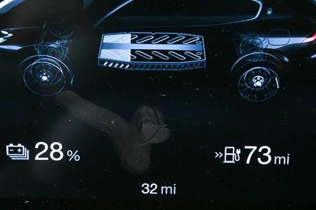 2025 Maserati Grecale Folgore Standard