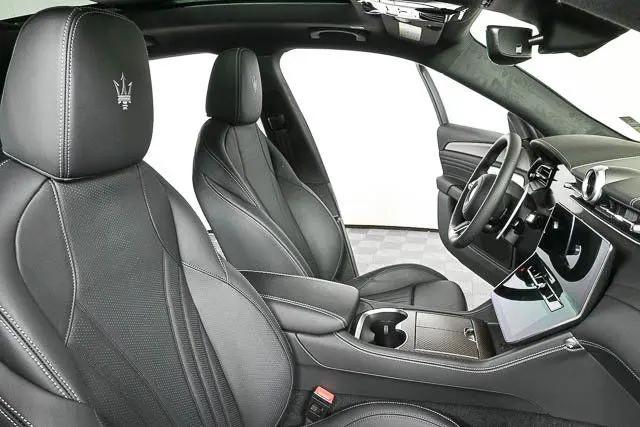 2025 Maserati Grecale Folgore Standard