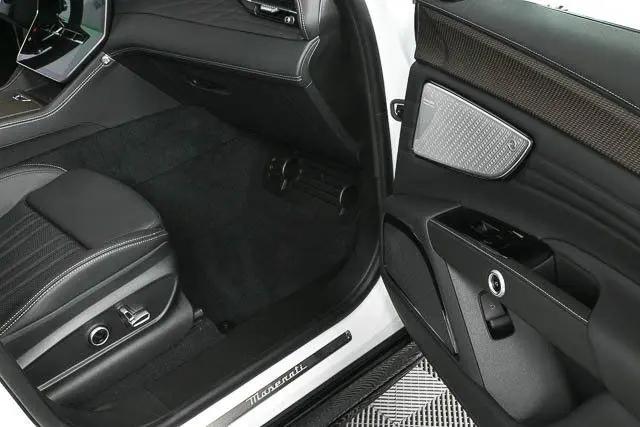2025 Maserati Grecale Folgore Standard