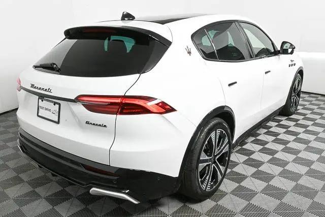 2025 Maserati Grecale Folgore Standard