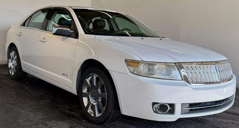 2007 Lincoln MKZ Base