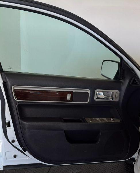 2007 Lincoln MKZ Base
