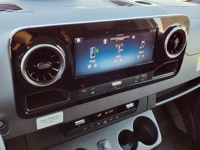2025 Mercedes-Benz Sprinter 3500XD Standard Roof 4-Cyl Diesel HO