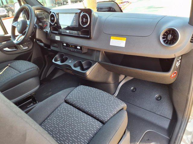 2025 Mercedes-Benz Sprinter 3500XD Standard Roof 4-Cyl Diesel HO