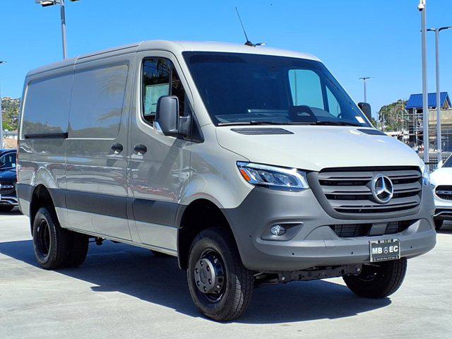 2025 Mercedes-Benz Sprinter 3500XD Standard Roof 4-Cyl Diesel HO