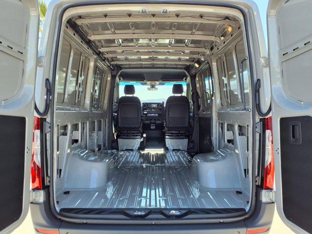 2025 Mercedes-Benz Sprinter 3500XD Standard Roof 4-Cyl Diesel HO