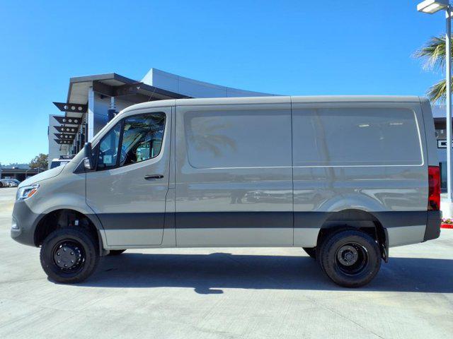 2025 Mercedes-Benz Sprinter 3500XD Standard Roof 4-Cyl Diesel HO