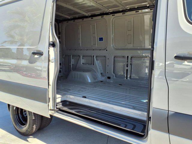 2025 Mercedes-Benz Sprinter 3500XD Standard Roof 4-Cyl Diesel HO