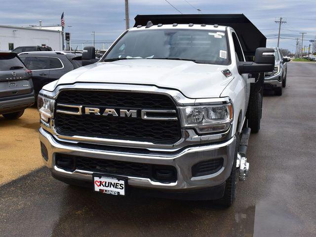 2024 RAM Ram 3500 Chassis Cab RAM 3500 TRADESMAN CHASSIS REGULAR CAB 4X4 60 CA