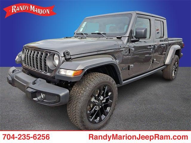 2025 Jeep Gladiator GLADIATOR NIGHTHAWK 4X4 2025 Jeep Gladiator GLADIATOR NIGHTHAWK 4X4