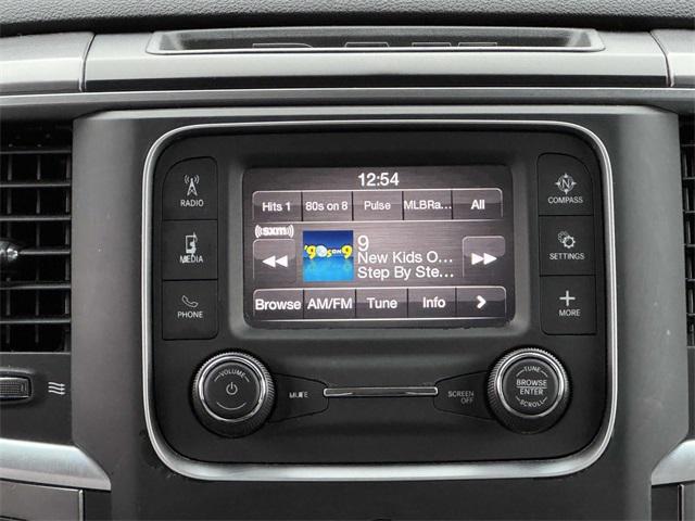 2021 RAM 1500 Classic SLT Crew Cab 4x4 57 Box