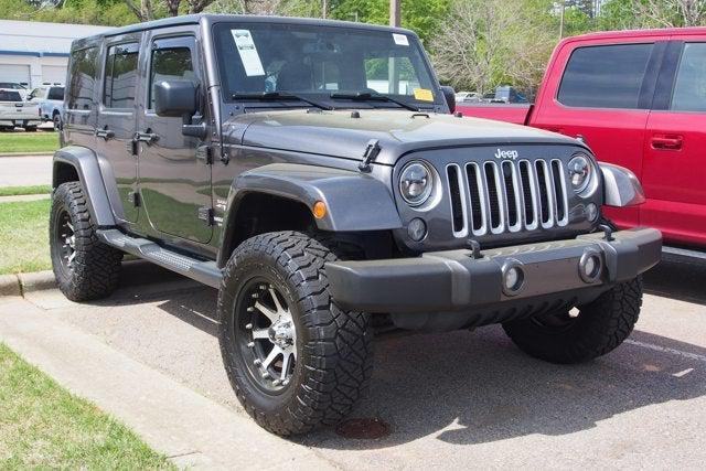 2016 Jeep Wrangler Unlimited Sahara