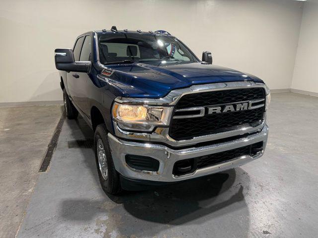 2024 RAM 2500 Tradesman Crew Cab 4x4 64 Box