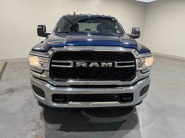 2024 RAM 2500 Tradesman Crew Cab 4x4 64 Box