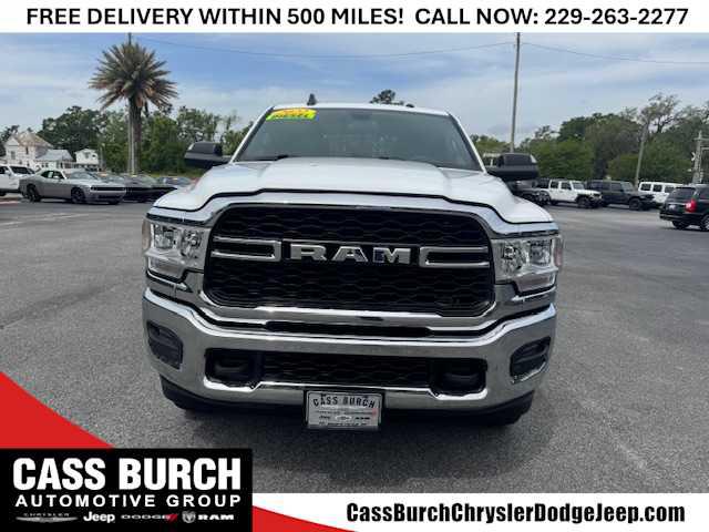 2022 RAM 2500 Tradesman Crew Cab 4x4 64 Box