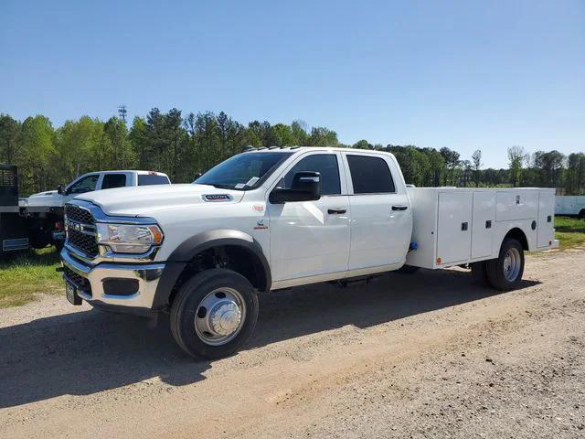 2024 RAM Ram 5500 Chassis Cab RAM 5500 TRADESMAN CHASSIS CREW CAB 4X4 84 CA