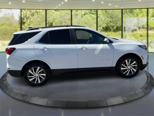 2022 Chevrolet Equinox FWD LT
