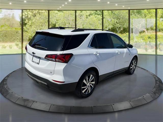 2022 Chevrolet Equinox FWD LT