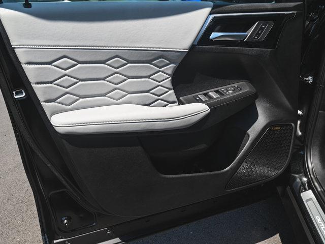 2025 Mitsubishi Outlander PLATINUM EDITION 2.5 S-AWC