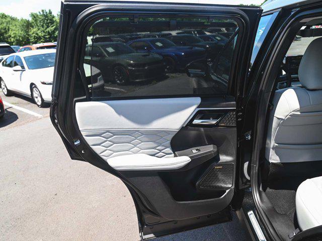 2025 Mitsubishi Outlander PLATINUM EDITION 2.5 S-AWC