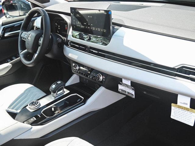2025 Mitsubishi Outlander PLATINUM EDITION 2.5 S-AWC