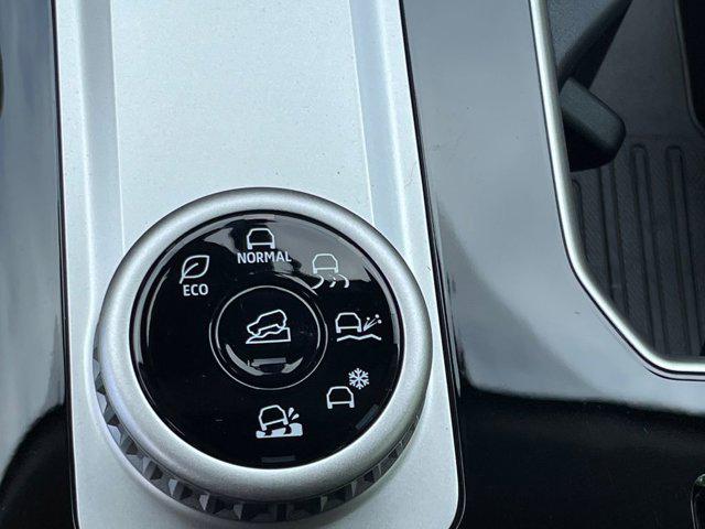 2025 Mitsubishi Outlander ES 2.5 S-AWC