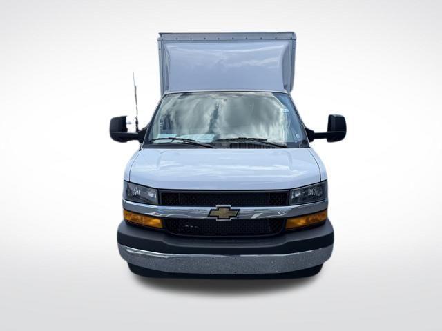 2025 Chevrolet Express Cutaway Work Van