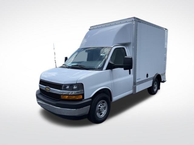 2025 Chevrolet Express Cutaway Work Van