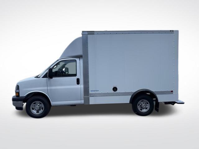 2025 Chevrolet Express Cutaway Work Van