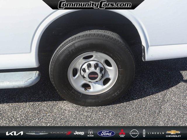 2022 GMC Savana Cargo RWD 2500 Regular Wheelbase Work Van