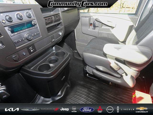 2022 GMC Savana Cargo RWD 2500 Regular Wheelbase Work Van