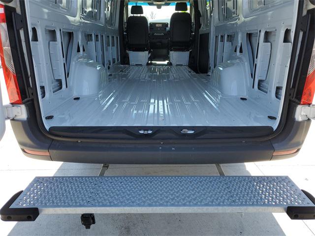 2023 Mercedes-Benz Sprinter Cargo Van High Roof 4-Cyl Diesel HO