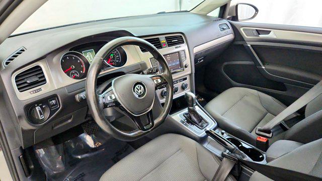 2016 Volkswagen Golf TSI S 4-Door