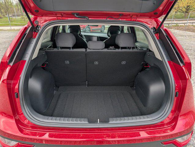2025 Kia Niro LX